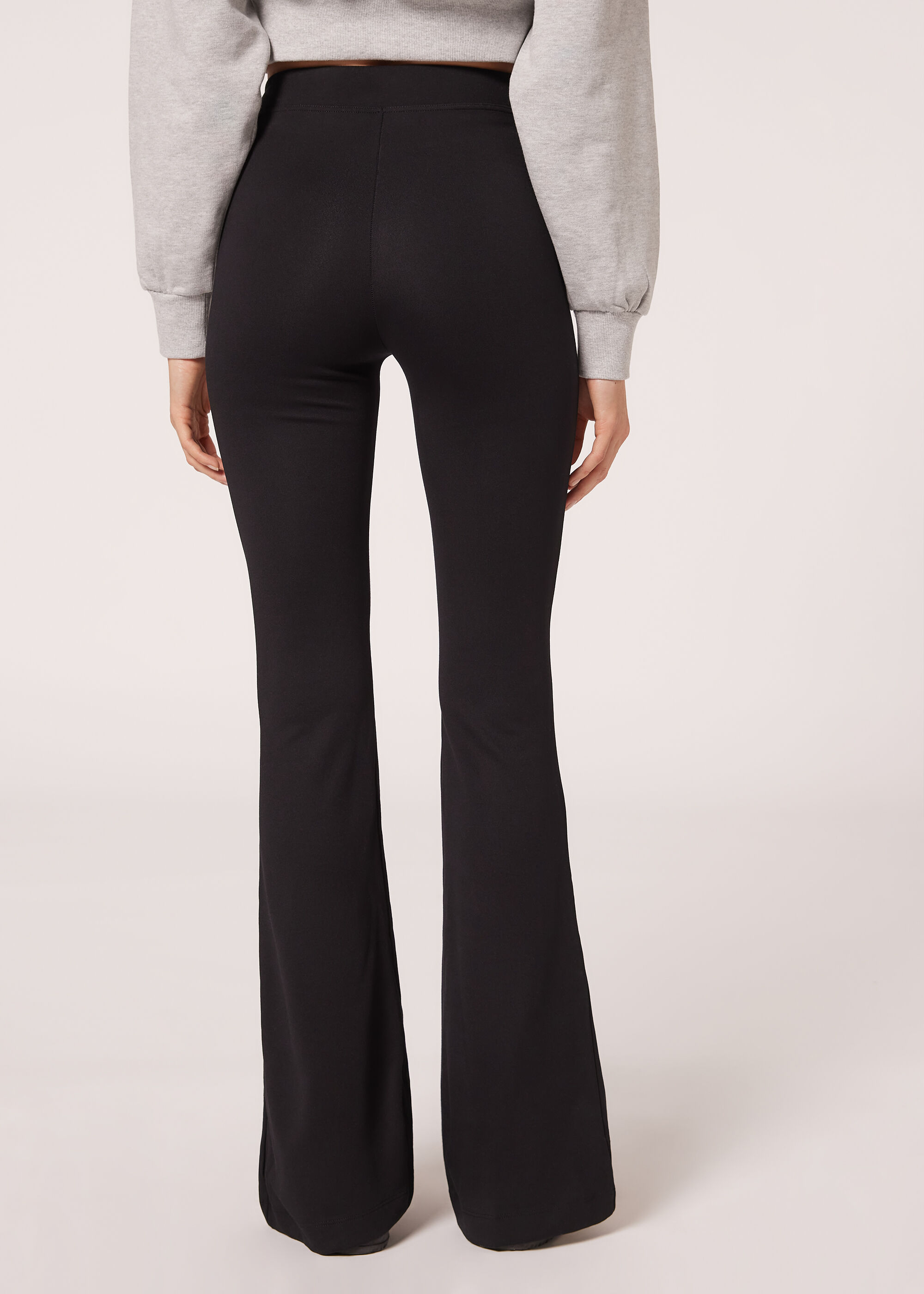 Pantaloni Flare